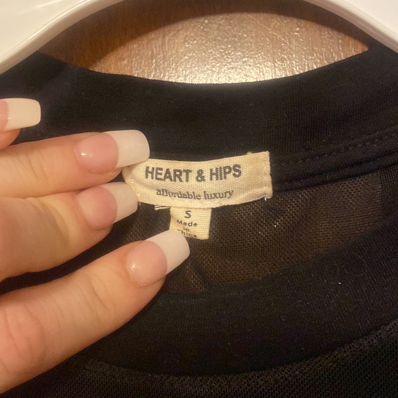 Hearts & Hips crop top 😍😍😍 - Picture 4 of 6